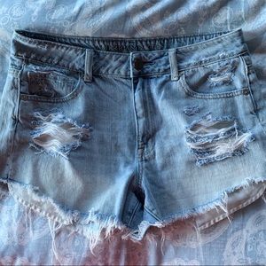 American Eagle High Rise Festival Jean Shorts